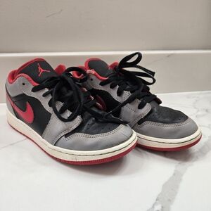 Jordan Kids Black Cement Gray Sneakers with Red Fire Accents Size 4.5
